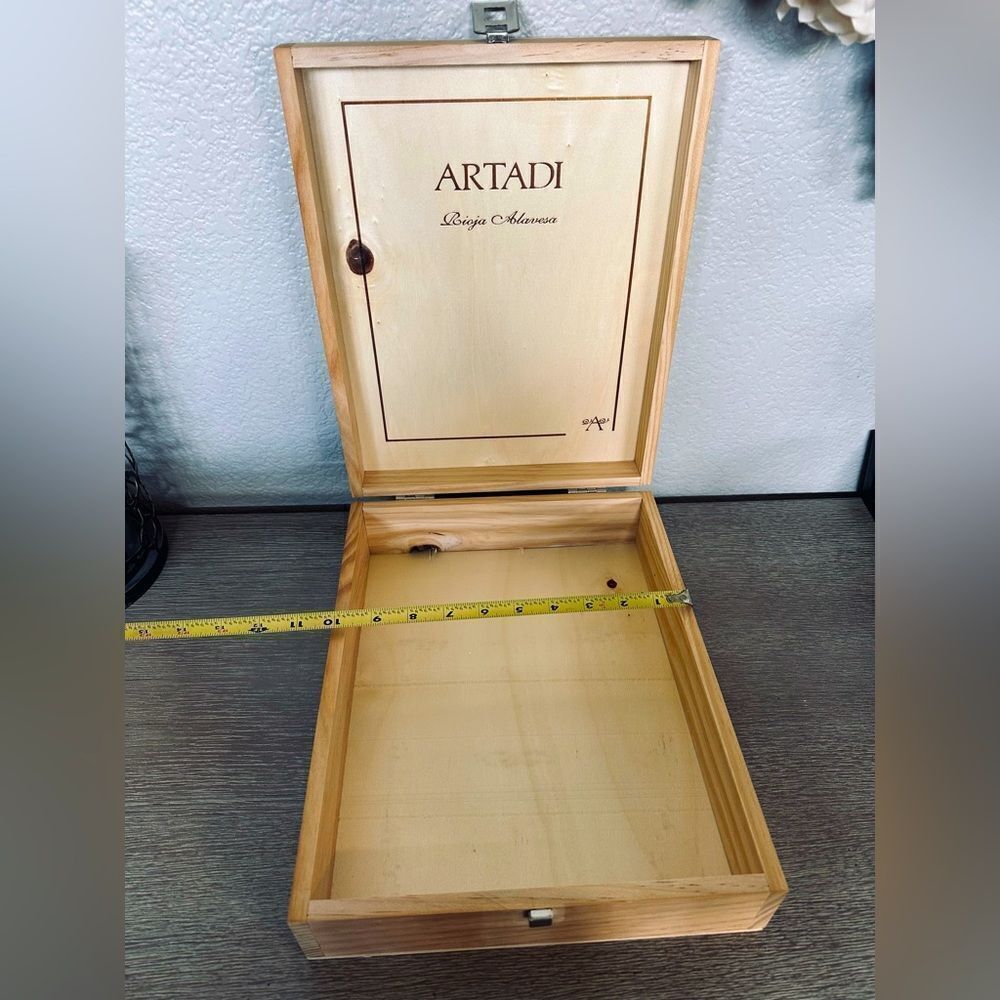 Artadi Natural Wood Wooden Wine Storage Box